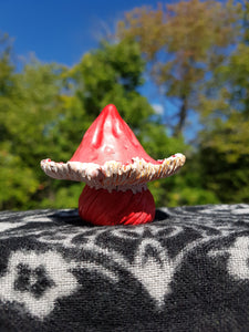 Mushroom Bottle Sculpture - pink - .5g