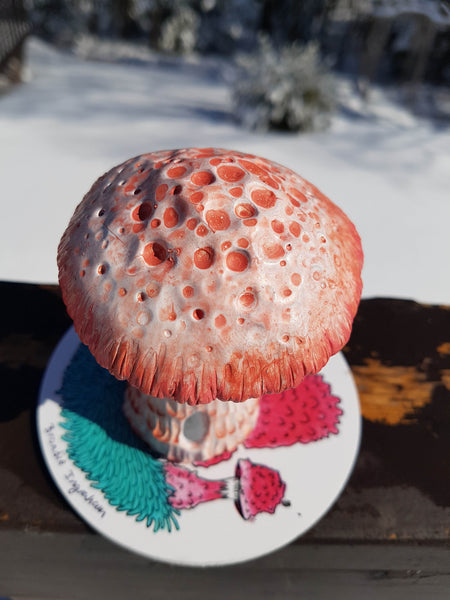 Mushroom Bottle Sculpture - Rosey Mush with "Butt-Er" - 2.5g