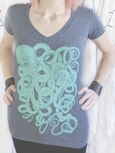 Octopus Ladies V-Neck T Shirt